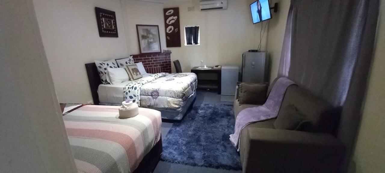 Neo&ruks Self Catering Services * Cape Town