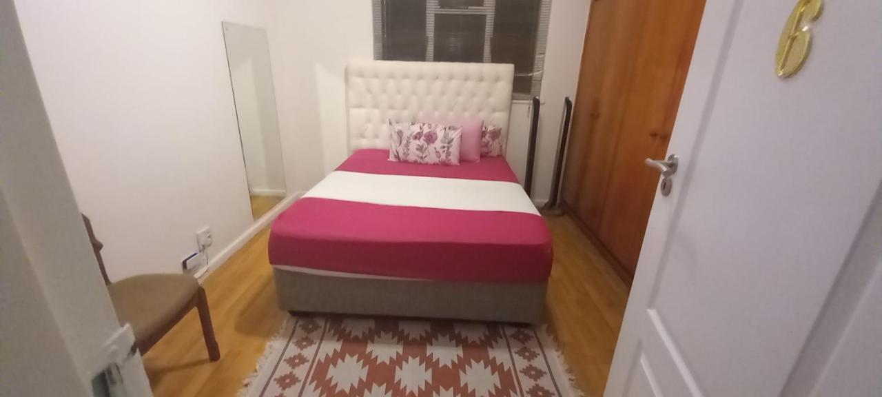 Bed & Breakfast Neo&ruks Self Catering Services *